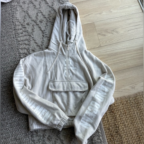 Alo Solar Graphic Hoodie - Bone - Picture 2 of 4